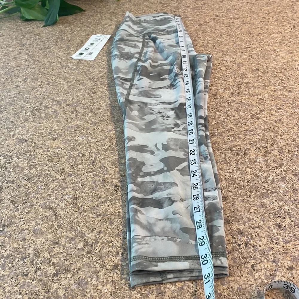 NWT RBX Capri Length Active Camo Legging High Waisted S/P